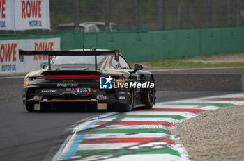 2024-09-22 - Ayhancan GUVEN,Kevin ESTRE,Dorian BOCCOLACCI, of a team ,on a Schumacher CLRT, Porsche 911 GT3 R (992) in action during a qualyfing of Fanatec GT Word Challenge in Monza - FANATEC GT ENDURANCE CUP - ENDURANCE - MOTORS