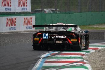 2024-09-22 - Antoine DOQUIN,Till BECHTOLSHEIMER,Sandy MITCHELL, of a team Barwell Motorsport, on a Lamborghini Huracan GT3 EVO 2 in action during a qualyfing of Fanatec GT Word Challenge in Monza - FANATEC GT ENDURANCE CUP - ENDURANCE - MOTORS