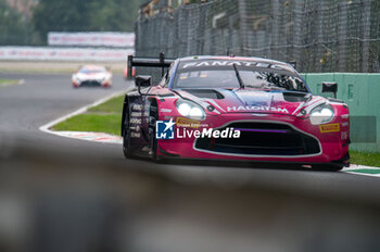 2024-09-22 - Mex JANSEN,Tim CRESWICK,Ben GREEN, of a team Walkenhorst Motorsport, on a Aston Martin Vantage AMR GT3 EVO in action during a qualyfing of Fanatec GT Word Challenge in Monza - FANATEC GT ENDURANCE CUP - ENDURANCE - MOTORS