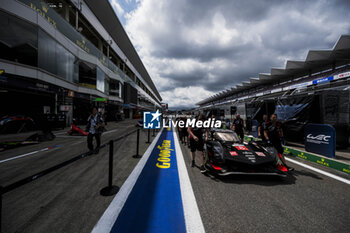 2024-09-12 - 08 BUEMI Sébastien (swi), HARTLEY Brendon (nzl), HIRAKAWA Ryo (jpn), Toyota Gazoo Racing, Toyota GR010 - Hybrid #08, Hypercar, at scrutineering, verifications techniques, during the 2024 6 Hours of Fuji, 7th round of the 2024 FIA World Endurance Championship, from September 13 to 15, 2024 on the Fuji Speedway in Oyama, Shizuoka, Japan - FIA WEC - 6 HOURS OF FUJI 2024 - ENDURANCE - MOTORS