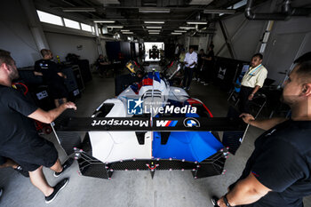 2024-09-12 - 20 VAN DER LINDE Sheldon (zaf), FRIJNS Robin (nld), RAST René (ger), BMW M Team WRT, BMW Hybrid V8 #20, Hypercar, at scrutineering, verifications techniques, during the 2024 6 Hours of Fuji, 7th round of the 2024 FIA World Endurance Championship, from September 13 to 15, 2024 on the Fuji Speedway in Oyama, Shizuoka, Japan - FIA WEC - 6 HOURS OF FUJI 2024 - ENDURANCE - MOTORS