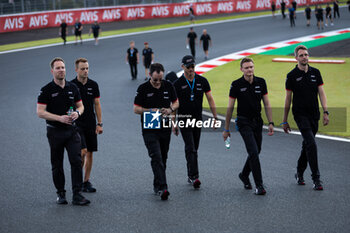 2024-09-12 - LOTTERER André (ger), Porsche Penske Motorsport, Porsche 936, portrait, VANTHOOR Laurens (bel), Porsche Penske Motorsport, Porsche 936, portrait, trackwalk during the 2024 6 Hours of Fuji, 7th round of the 2024 FIA World Endurance Championship, from September 13 to 15, 2024 on the Fuji Speedway in Oyama, Shizuoka, Japan - FIA WEC - 6 HOURS OF FUJI 2024 - ENDURANCE - MOTORS