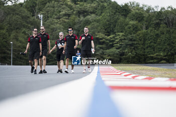 2024-09-12 - Akkodis ASP Team during the 2024 6 Hours of Fuji, 7th round of the 2024 FIA World Endurance Championship, from September 13 to 15, 2024 on the Fuji Speedway in Oyama, Shizuoka, Japan - FIA WEC - 6 HOURS OF FUJI 2024 - ENDURANCE - MOTORS