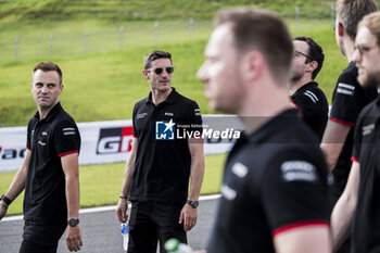 2024-09-12 - 06 ESTRE Kevin (fra), LOTTERER André (ger), VANTHOOR Laurens (bel), Porsche Penske Motorsport, Porsche 963 #06, Hypercar, portrait during the 2024 6 Hours of Fuji, 7th round of the 2024 FIA World Endurance Championship, from September 13 to 15, 2024 on the Fuji Speedway in Oyama, Shizuoka, Japan - FIA WEC - 6 HOURS OF FUJI 2024 - ENDURANCE - MOTORS