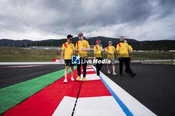 2024-09-12 - KUBICA Robert (pol), AF Corse, Ferrari 499P, YE Yifei (chn), AF Corse, Ferrari 499P, SHWARTZMAN Robert (isr), AF Corse, Ferrari 499P, portrait during the 2024 6 Hours of Fuji, 7th round of the 2024 FIA World Endurance Championship, from September 13 to 15, 2024 on the Fuji Speedway in Oyama, Shizuoka, Japan - FIA WEC - 6 HOURS OF FUJI 2024 - ENDURANCE - MOTORS