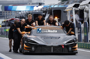 2024-09-12 - 59 SAUCY Grégoire (swi), COTTINGHAM James (gbr), COSTA Nicolas (bra), United Autosports, McLaren 720S GT3 Evo #59, LM GT3, action during the 2024 6 Hours of Fuji, 7th round of the 2024 FIA World Endurance Championship, from September 13 to 15, 2024 on the Fuji Speedway in Oyama, Shizuoka, Japan - FIA WEC - 6 HOURS OF FUJI 2024 - ENDURANCE - MOTORS