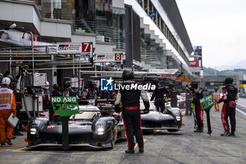 2024-09-13 - 07 CONWAY Mike (gbr), KOBAYASHI Kamui (jpn), DE VRIES Nyck (nld), Toyota Gazoo Racing, Toyota GR010 - Hybrid #07, Hypercar, ambiance during the 2024 6 Hours of Fuji, 7th round of the 2024 FIA World Endurance Championship, from September 13 to 15, 2024 on the Fuji Speedway in Oyama, Shizuoka, Japan - FIA WEC - 6 HOURS OF FUJI 2024 - ENDURANCE - MOTORS