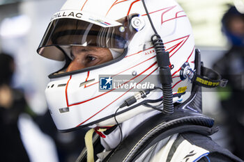 2024-09-13 - LYNN Alex (gbr), Cadillac Racing, Cadillac V-Series.R, portrait during the 2024 6 Hours of Fuji, 7th round of the 2024 FIA World Endurance Championship, from September 13 to 15, 2024 on the Fuji Speedway in Oyama, Shizuoka, Japan - FIA WEC - 6 HOURS OF FUJI 2024 - ENDURANCE - MOTORS