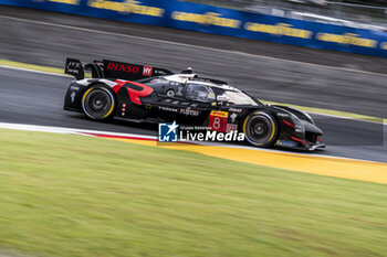 2024-09-13 - 08 BUEMI Sébastien (swi), HARTLEY Brendon (nzl), HIRAKAWA Ryo (jpn), Toyota Gazoo Racing, Toyota GR010 - Hybrid #08, Hypercar, action during the 2024 6 Hours of Fuji, 7th round of the 2024 FIA World Endurance Championship, from September 13 to 15, 2024 on the Fuji Speedway in Oyama, Shizuoka, Japan - FIA WEC - 6 HOURS OF FUJI 2024 - ENDURANCE - MOTORS