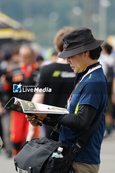 2024-09-13 - fans, supporters, public, spectators, during the 2024 6 Hours of Fuji, 7th round of the 2024 FIA World Endurance Championship, from September 13 to 15, 2024 on the Fuji Speedway in Oyama, Shizuoka, Japan - FIA WEC - 6 HOURS OF FUJI 2024 - ENDURANCE - MOTORS