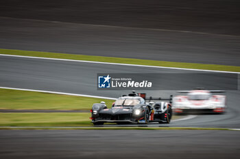 2024-09-13 - 08 BUEMI Sébastien (swi), HARTLEY Brendon (nzl), HIRAKAWA Ryo (jpn), Toyota Gazoo Racing, Toyota GR010 - Hybrid #08, Hypercar, action, during the 2024 6 Hours of Fuji, 7th round of the 2024 FIA World Endurance Championship, from September 13 to 15, 2024 on the Fuji Speedway in Oyama, Shizuoka, Japan - FIA WEC - 6 HOURS OF FUJI 2024 - ENDURANCE - MOTORS