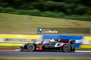 2024-09-13 - 08 BUEMI Sébastien (swi), HARTLEY Brendon (nzl), HIRAKAWA Ryo (jpn), Toyota Gazoo Racing, Toyota GR010 - Hybrid #08, Hypercar, action, during the 2024 6 Hours of Fuji, 7th round of the 2024 FIA World Endurance Championship, from September 13 to 15, 2024 on the Fuji Speedway in Oyama, Shizuoka, Japan - FIA WEC - 6 HOURS OF FUJI 2024 - ENDURANCE - MOTORS