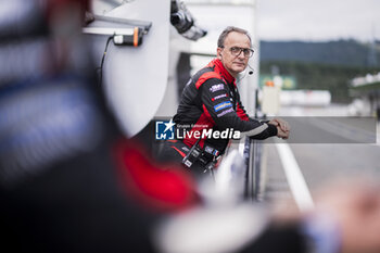 2024-09-13 - POLICAND Jérôme, Team Manager of Akkodis ASP, portrait during the 2024 6 Hours of Fuji, 7th round of the 2024 FIA World Endurance Championship, from September 13 to 15, 2024 on the Fuji Speedway in Oyama, Shizuoka, Japan - FIA WEC - 6 HOURS OF FUJI 2024 - ENDURANCE - MOTORS