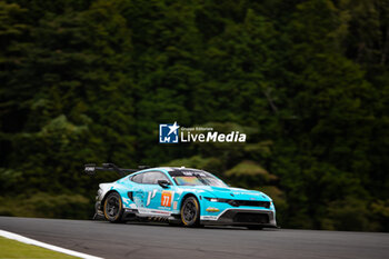 2024-09-13 - 77 BARKER Ben (gbr), HARDWICK Ryan (usa), ROBICHON Zacharie (can), Proton Competition, Ford Mustang GT3 #77, action during the 2024 6 Hours of Fuji, 7th round of the 2024 FIA World Endurance Championship, from September 13 to 15, 2024 on the Fuji Speedway in Oyama, Shizuoka, Japan - FIA WEC - 6 HOURS OF FUJI 2024 - ENDURANCE - MOTORS