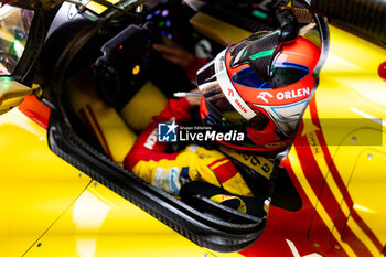 2024-09-13 - KUBICA Robert (pol), AF Corse, Ferrari 499P, portrait during the 2024 6 Hours of Fuji, 7th round of the 2024 FIA World Endurance Championship, from September 13 to 15, 2024 on the Fuji Speedway in Oyama, Shizuoka, Japan - FIA WEC - 6 HOURS OF FUJI 2024 - ENDURANCE - MOTORS