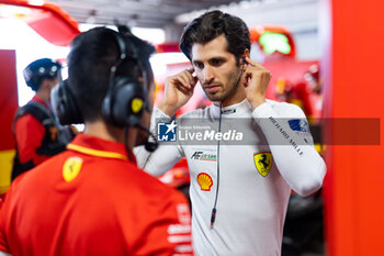 2024-09-13 - GIOVINAZZI Antonio (ita), Ferrari AF Corse, Ferrari 499P, portrait during the 2024 6 Hours of Fuji, 7th round of the 2024 FIA World Endurance Championship, from September 13 to 15, 2024 on the Fuji Speedway in Oyama, Shizuoka, Japan - FIA WEC - 6 HOURS OF FUJI 2024 - ENDURANCE - MOTORS