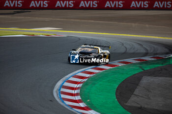 2024-09-13 - 82 JUNCADELLA Daniel (spa), BAUD Sébastien (fra), KOIZUMI Hiroshi (jpn), TF Sport, Corvette Z06 GT3.R #82, LM GT3, action during the 2024 6 Hours of Fuji, 7th round of the 2024 FIA World Endurance Championship, from September 13 to 15, 2024 on the Fuji Speedway in Oyama, Shizuoka, Japan - FIA WEC - 6 HOURS OF FUJI 2024 - ENDURANCE - MOTORS