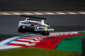 2024-09-13 - 92 MALYKHIN Aliaksandr (kna), STURM Joel (ger), BACHLER Klaus (aut), Manthey Purerxcing, Porsche 911 GT3 R #92, LM GT3, action during the 2024 6 Hours of Fuji, 7th round of the 2024 FIA World Endurance Championship, from September 13 to 15, 2024 on the Fuji Speedway in Oyama, Shizuoka, Japan - FIA WEC - 6 HOURS OF FUJI 2024 - ENDURANCE - MOTORS