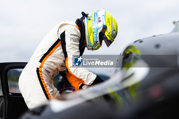 2024-09-13 - SCHURING Morris (nld), Manthey EMA, Porsche 911 GT3 R, portrait during the 2024 6 Hours of Fuji, 7th round of the 2024 FIA World Endurance Championship, from September 13 to 15, 2024 on the Fuji Speedway in Oyama, Shizuoka, Japan - FIA WEC - 6 HOURS OF FUJI 2024 - ENDURANCE - MOTORS