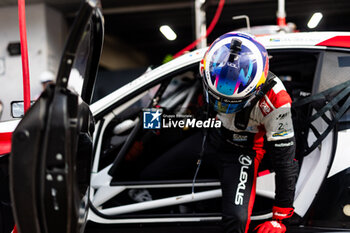 2024-09-13 - VAN DER LINDE Kelvin (zaf), Akkodis ASP Team, Lexus RC F GT3, portrait during the 2024 6 Hours of Fuji, 7th round of the 2024 FIA World Endurance Championship, from September 13 to 15, 2024 on the Fuji Speedway in Oyama, Shizuoka, Japan - FIA WEC - 6 HOURS OF FUJI 2024 - ENDURANCE - MOTORS