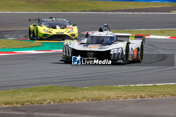 2024-09-13 - 94 DUVAL Loïc (fra), DI RESTA Paul (gbr), VANDOORNE Stoffel (bel), Peugeot TotalEnergies, Peugeot 9x8 #94, Hypercar, action, during the 2024 6 Hours of Fuji, 7th round of the 2024 FIA World Endurance Championship, from September 13 to 15, 2024 on the Fuji Speedway in Oyama, Shizuoka, Japan - FIA WEC - 6 HOURS OF FUJI 2024 - ENDURANCE - MOTORS