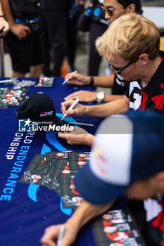 2024-09-14 - BUEMI Sébastien (swi), Toyota Gazoo Racing, Toyota GR010 - Hybrid, portrait, autograph session, session autographe during the 2024 6 Hours of Fuji, 7th round of the 2024 FIA World Endurance Championship, from September 13 to 15, 2024 on the Fuji Speedway in Oyama, Shizuoka, Japan - FIA WEC - 6 HOURS OF FUJI 2024 - ENDURANCE - MOTORS