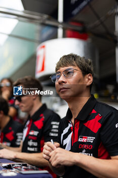 2024-09-14 - KOBAYASHI Kamui (jpn), Toyota Gazoo Racing, Toyota GR010 - Hybrid, portrait, autograph session, session autographe during the 2024 6 Hours of Fuji, 7th round of the 2024 FIA World Endurance Championship, from September 13 to 15, 2024 on the Fuji Speedway in Oyama, Shizuoka, Japan - FIA WEC - 6 HOURS OF FUJI 2024 - ENDURANCE - MOTORS