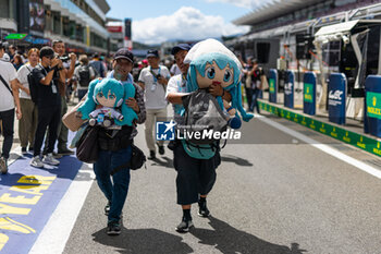 2024-09-14 - Fan portrait, autograph session, session autographe during the 2024 6 Hours of Fuji, 7th round of the 2024 FIA World Endurance Championship, from September 13 to 15, 2024 on the Fuji Speedway in Oyama, Shizuoka, Japan - FIA WEC - 6 HOURS OF FUJI 2024 - ENDURANCE - MOTORS