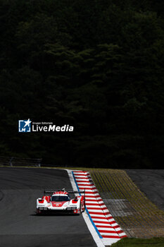 2024-09-14 - 06 ESTRE Kevin (fra), LOTTERER André (ger), VANTHOOR Laurens (bel), Porsche Penske Motorsport, Porsche 963 #06, Hypercar, action during the 2024 6 Hours of Fuji, 7th round of the 2024 FIA World Endurance Championship, from September 13 to 15, 2024 on the Fuji Speedway in Oyama, Shizuoka, Japan - FIA WEC - 6 HOURS OF FUJI 2024 - ENDURANCE - MOTORS