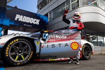 2024-09-14 - HERIAU François (fra), Vista AF Corse, Ferrari 296 GT3, portrait, hyperpole celebration during the 2024 6 Hours of Fuji, 7th round of the 2024 FIA World Endurance Championship, from September 13 to 15, 2024 on the Fuji Speedway in Oyama, Shizuoka, Japan - FIA WEC - 6 HOURS OF FUJI 2024 - ENDURANCE - MOTORS