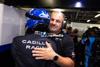 2024-09-14 - Cadillac Racing hyperpole celebration during the 2024 6 Hours of Fuji, 7th round of the 2024 FIA World Endurance Championship, from September 13 to 15, 2024 on the Fuji Speedway in Oyama, Shizuoka, Japan - FIA WEC - 6 HOURS OF FUJI 2024 - ENDURANCE - MOTORS