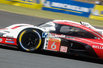 2024-09-14 - 06 ESTRE Kevin (fra), LOTTERER André (ger), VANTHOOR Laurens (bel), Porsche Penske Motorsport, Porsche 963 #06, Hypercar, action during the 2024 6 Hours of Fuji, 7th round of the 2024 FIA World Endurance Championship, from September 13 to 15, 2024 on the Fuji Speedway in Oyama, Shizuoka, Japan - FIA WEC - 6 HOURS OF FUJI 2024 - ENDURANCE - MOTORS