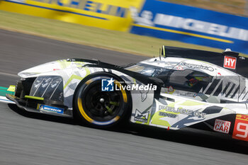 2024-09-14 - 94 DUVAL Loïc (fra), DI RESTA Paul (gbr), VANDOORNE Stoffel (bel), Peugeot TotalEnergies, Peugeot 9x8 #94, Hypercar, action during the 2024 6 Hours of Fuji, 7th round of the 2024 FIA World Endurance Championship, from September 13 to 15, 2024 on the Fuji Speedway in Oyama, Shizuoka, Japan - FIA WEC - 6 HOURS OF FUJI 2024 - ENDURANCE - MOTORS