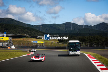 2024-09-14 - circuit safari 05 CAMPBELL Matt (aus), CHRISTENSEN Michael (dnk), MAKOWIECKI Frédéric (fra), Porsche Penske Motorsport, Porsche 963 #05, Hypercar, action during the 2024 6 Hours of Fuji, 7th round of the 2024 FIA World Endurance Championship, from September 13 to 15, 2024 on the Fuji Speedway in Oyama, Shizuoka, Japan - FIA WEC - 6 HOURS OF FUJI 2024 - ENDURANCE - MOTORS