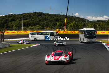 2024-09-14 - circuit safari 05 CAMPBELL Matt (aus), CHRISTENSEN Michael (dnk), MAKOWIECKI Frédéric (fra), Porsche Penske Motorsport, Porsche 963 #05, Hypercar, action during the 2024 6 Hours of Fuji, 7th round of the 2024 FIA World Endurance Championship, from September 13 to 15, 2024 on the Fuji Speedway in Oyama, Shizuoka, Japan - FIA WEC - 6 HOURS OF FUJI 2024 - ENDURANCE - MOTORS