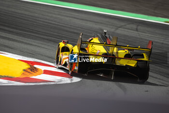 2024-09-14 - 83 KUBICA Robert (pol), SHWARTZMAN Robert (isr), YE Yifei (chn), AF Corse, Ferrari 499P #83, Hypercar, action during the 2024 6 Hours of Fuji, 7th round of the 2024 FIA World Endurance Championship, from September 13 to 15, 2024 on the Fuji Speedway in Oyama, Shizuoka, Japan - FIA WEC - 6 HOURS OF FUJI 2024 - ENDURANCE - MOTORS