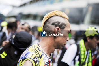 2024-09-14 - Autograph session, fans, supporters, public, spectators during the 2024 6 Hours of Fuji, 7th round of the 2024 FIA World Endurance Championship, from September 13 to 15, 2024 on the Fuji Speedway in Oyama, Shizuoka, Japan - FIA WEC - 6 HOURS OF FUJI 2024 - ENDURANCE - MOTORS