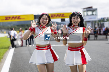 2024-09-15 - Ambiance on the grid during the 2024 6 Hours of Fuji, 7th round of the 2024 FIA World Endurance Championship, from September 13 to 15, 2024 on the Fuji Speedway in Oyama, Shizuoka, Japan - FIA WEC - 6 HOURS OF FUJI 2024 - ENDURANCE - MOTORS