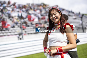 2024-09-15 - Ambiance on the grid during the 2024 6 Hours of Fuji, 7th round of the 2024 FIA World Endurance Championship, from September 13 to 15, 2024 on the Fuji Speedway in Oyama, Shizuoka, Japan - FIA WEC - 6 HOURS OF FUJI 2024 - ENDURANCE - MOTORS