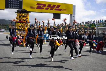 2024-09-15 - Ambiance on the grid during the 2024 6 Hours of Fuji, 7th round of the 2024 FIA World Endurance Championship, from September 13 to 15, 2024 on the Fuji Speedway in Oyama, Shizuoka, Japan - FIA WEC - 6 HOURS OF FUJI 2024 - ENDURANCE - MOTORS