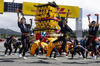 2024-09-15 - Ambiance on the grid during the 2024 6 Hours of Fuji, 7th round of the 2024 FIA World Endurance Championship, from September 13 to 15, 2024 on the Fuji Speedway in Oyama, Shizuoka, Japan - FIA WEC - 6 HOURS OF FUJI 2024 - ENDURANCE - MOTORS