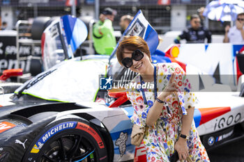 2024-09-15 - Ambiance on the grid during the 2024 6 Hours of Fuji, 7th round of the 2024 FIA World Endurance Championship, from September 13 to 15, 2024 on the Fuji Speedway in Oyama, Shizuoka, Japan - FIA WEC - 6 HOURS OF FUJI 2024 - ENDURANCE - MOTORS