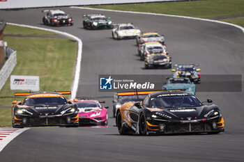 2024-09-15 - 95 SATO Marino (jpn), PINO Nico (chl), CAYGILL Josh (gbr), United Autosports, McLaren 720S GT3 Evo #95, LM GT3, action during the 2024 6 Hours of Fuji, 7th round of the 2024 FIA World Endurance Championship, from September 13 to 15, 2024 on the Fuji Speedway in Oyama, Shizuoka, Japan - FIA WEC - 6 HOURS OF FUJI 2024 - ENDURANCE - MOTORS