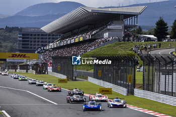 2024-09-15 - 02 BAMBER Earl (nzl), LYNN Alex (gbr), Cadillac Racing #02, Hypercar, action during the 2024 6 Hours of Fuji, 7th round of the 2024 FIA World Endurance Championship, from September 13 to 15, 2024 on the Fuji Speedway in Oyama, Shizuoka, Japan - FIA WEC - 6 HOURS OF FUJI 2024 - ENDURANCE - MOTORS