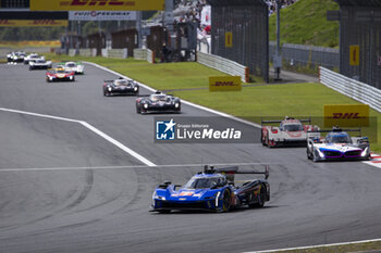 2024-09-15 - 02 BAMBER Earl (nzl), LYNN Alex (gbr), Cadillac Racing #02, Hypercar, action during the 2024 6 Hours of Fuji, 7th round of the 2024 FIA World Endurance Championship, from September 13 to 15, 2024 on the Fuji Speedway in Oyama, Shizuoka, Japan - FIA WEC - 6 HOURS OF FUJI 2024 - ENDURANCE - MOTORS