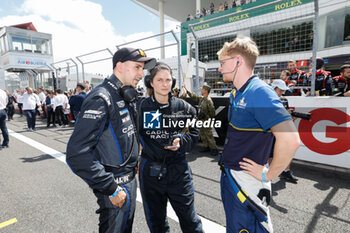 2024-09-15 - michelin engineer, portrait, grille de depart, starting grid, during the 2024 6 Hours of Fuji, 7th round of the 2024 FIA World Endurance Championship, from September 13 to 15, 2024 on the Fuji Speedway in Oyama, Shizuoka, Japan - FIA WEC - 6 HOURS OF FUJI 2024 - ENDURANCE - MOTORS