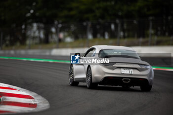 2024-09-15 - Alpine Parade during the 2024 6 Hours of Fuji, 7th round of the 2024 FIA World Endurance Championship, from September 13 to 15, 2024 on the Fuji Speedway in Oyama, Shizuoka, Japan - FIA WEC - 6 HOURS OF FUJI 2024 - ENDURANCE - MOTORS