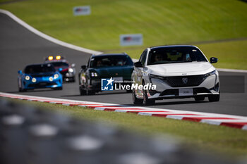 2024-09-15 - Lap of Honor illustration during the 2024 6 Hours of Fuji, 7th round of the 2024 FIA World Endurance Championship, from September 13 to 15, 2024 on the Fuji Speedway in Oyama, Shizuoka, Japan - FIA WEC - 6 HOURS OF FUJI 2024 - ENDURANCE - MOTORS