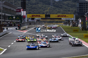 2024-09-15 - Start of the race, 02 BAMBER Earl (nzl), LYNN Alex (gbr), Cadillac Racing #02, Hypercar, action during the 2024 6 Hours of Fuji, 7th round of the 2024 FIA World Endurance Championship, from September 13 to 15, 2024 on the Fuji Speedway in Oyama, Shizuoka, Japan - FIA WEC - 6 HOURS OF FUJI 2024 - ENDURANCE - MOTORS