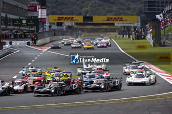 2024-09-15 - Start of the race, 08 BUEMI Sébastien (swi), HARTLEY Brendon (nzl), HIRAKAWA Ryo (jpn), Toyota Gazoo Racing, Toyota GR010 - Hybrid #08, Hypercar, action during the 2024 6 Hours of Fuji, 7th round of the 2024 FIA World Endurance Championship, from September 13 to 15, 2024 on the Fuji Speedway in Oyama, Shizuoka, Japan - FIA WEC - 6 HOURS OF FUJI 2024 - ENDURANCE - MOTORS